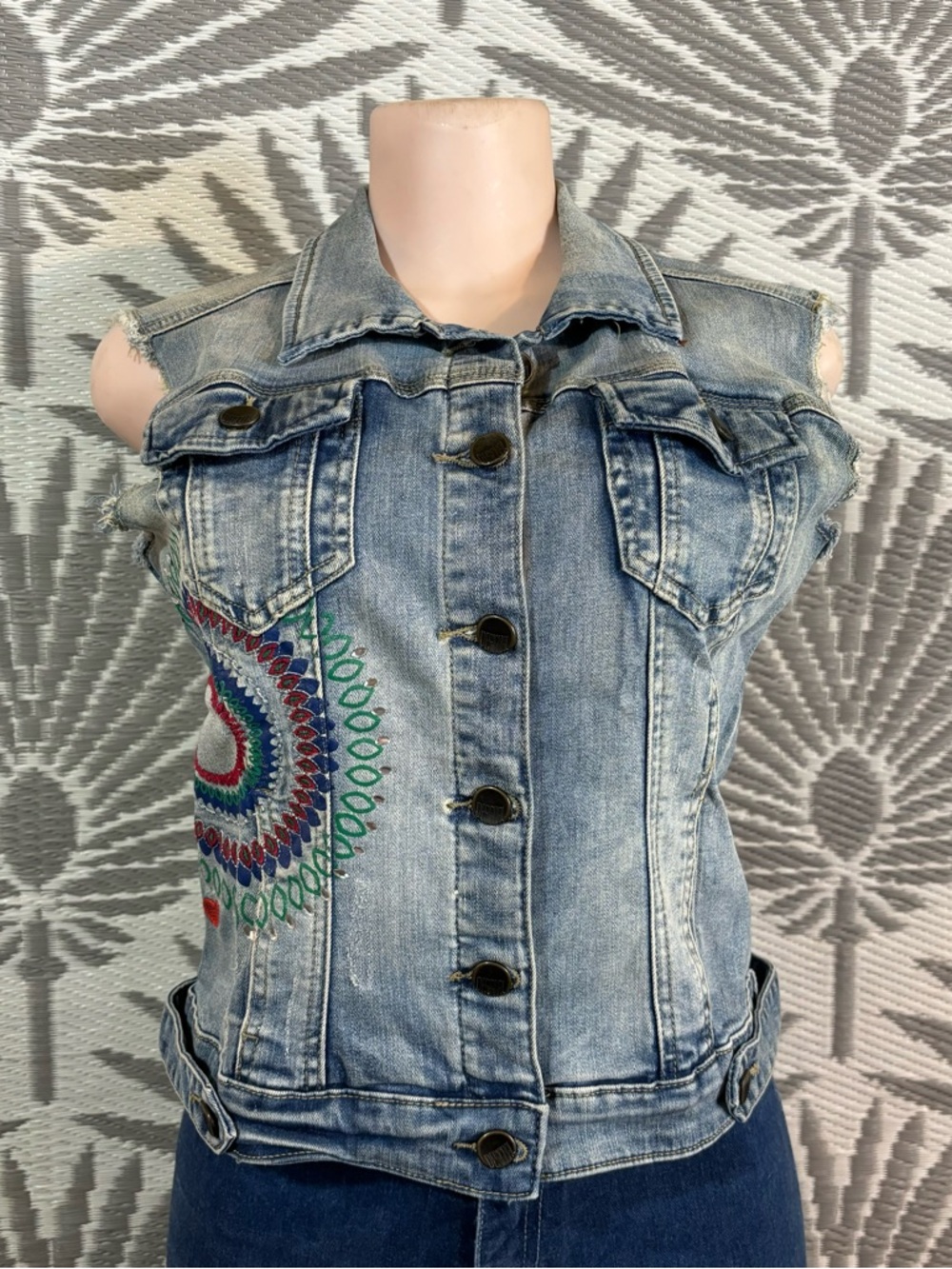 Desigual Denim Vest Jacket Sz S EU 38 Embroided Sequins Grunge festival Y2K